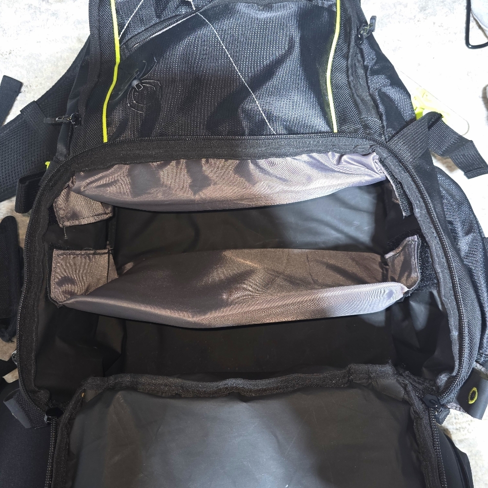 Spiderwire Backpack - Picture 5 of 10